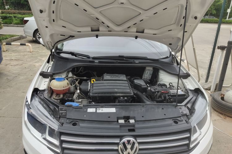 Volkswagen Santana 2018 car image #20