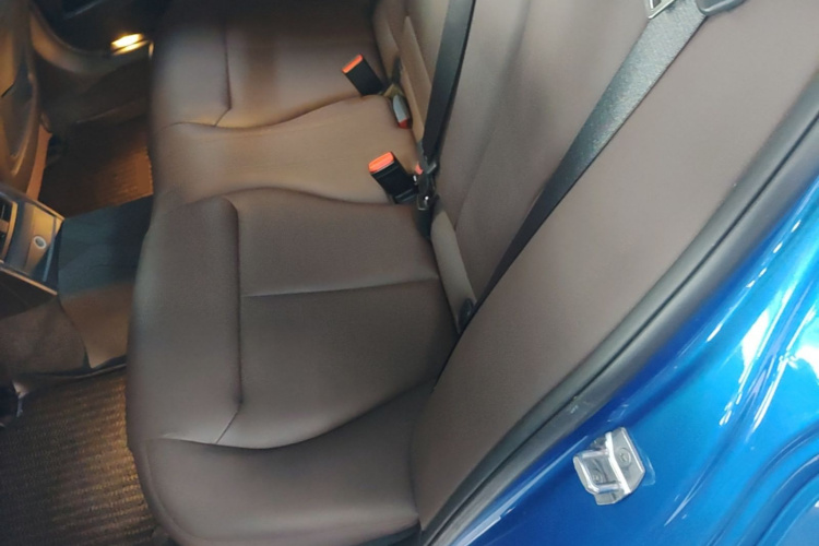 BMW 3 Series 2017 car image #17