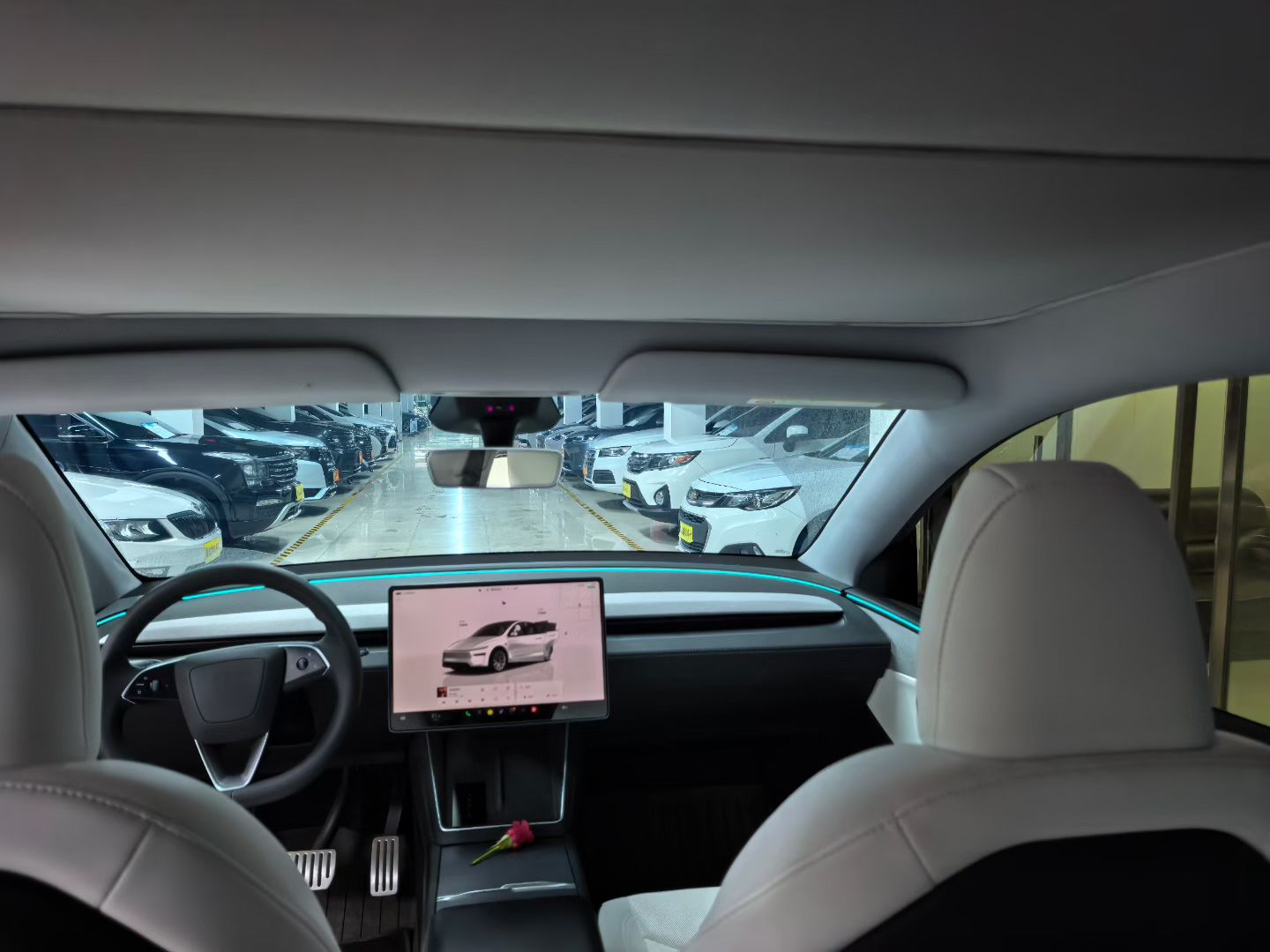 Tesla Model Y 2025 #6 Tesla Model Y 2025 imagen de coche #6