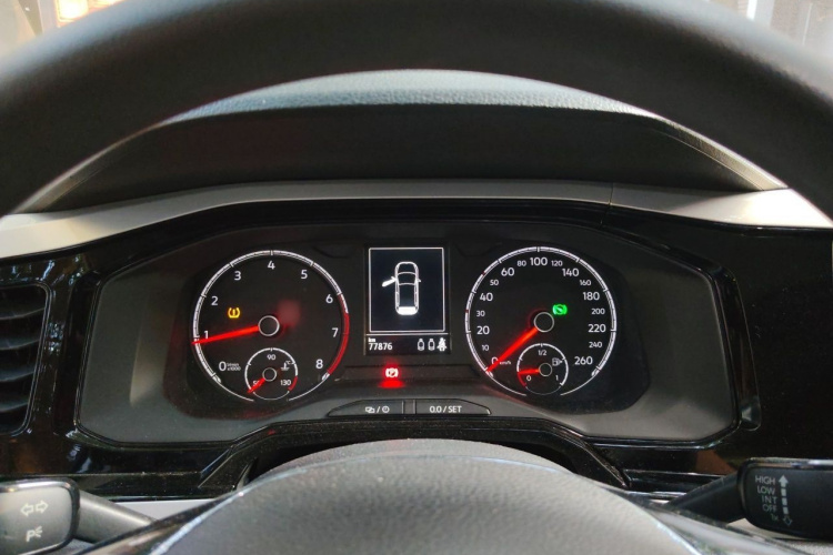 Volkswagen Polo 2019 car image #16