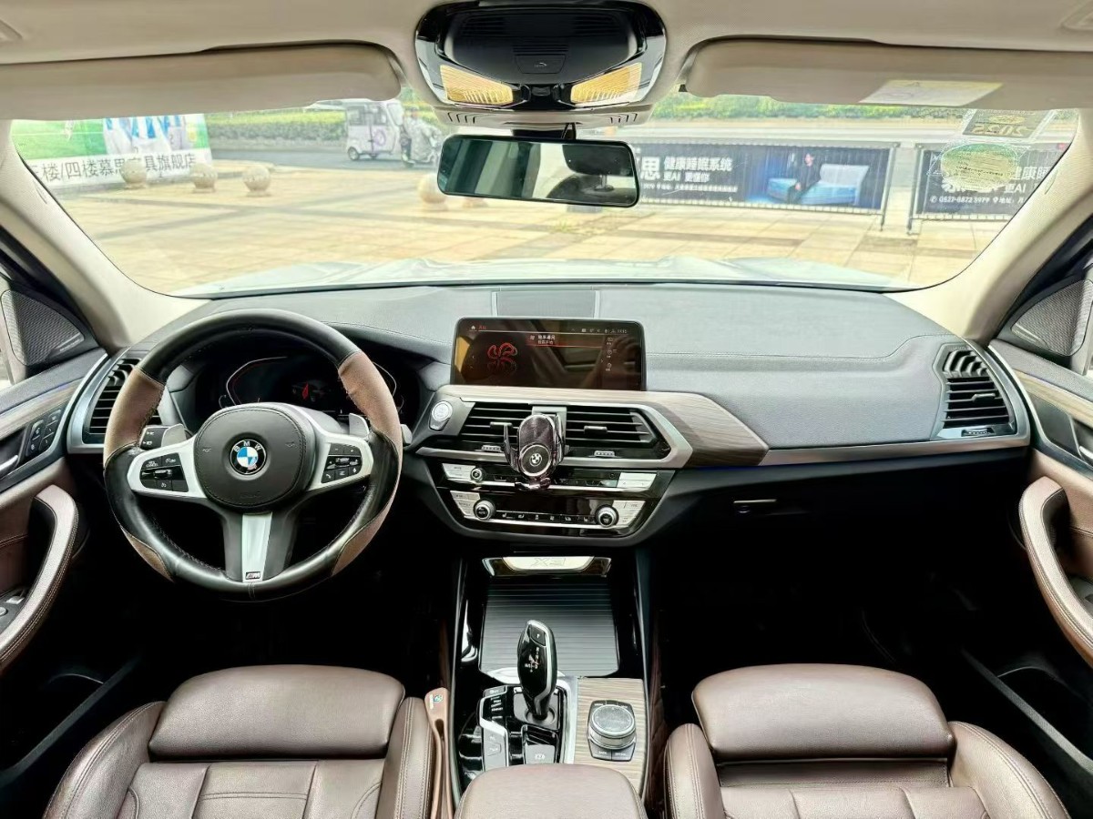 BMW X3 2019 car image #4