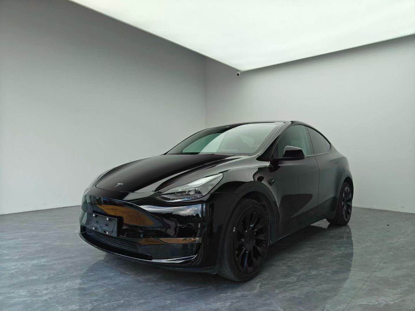 Tesla Model Y 2022 Tesla Model Y 2022 car image