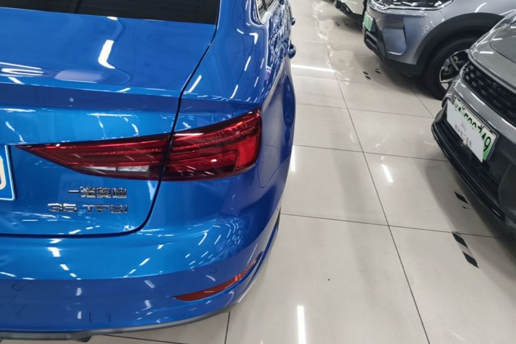 Audi A3 2019 car image #8