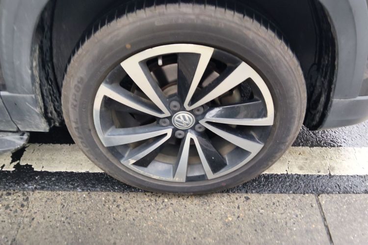 Volkswagen Tharu 2020 car image #9