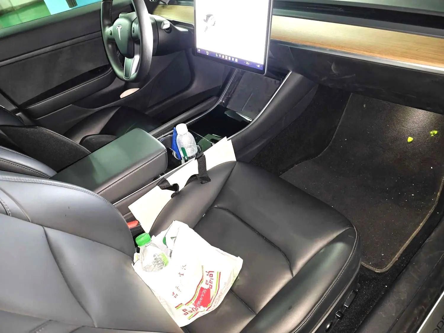 Tesla Model 3 2020 #6 Tesla Model 3 2020 صورة سيارة #6