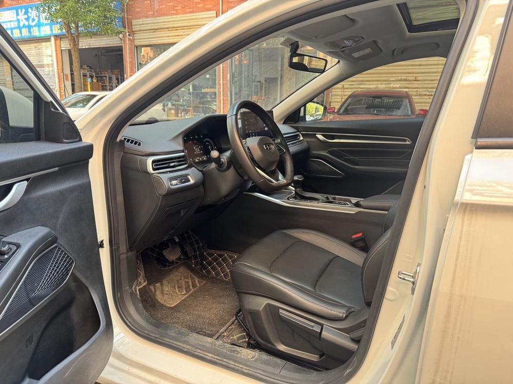 GEELY Emgrand 2021 #8 GEELY Emgrand 2021 car image #8