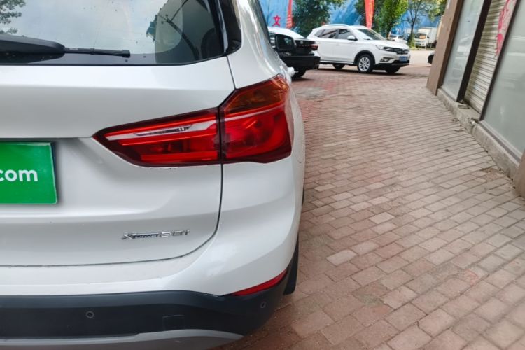 BMW X1 2018 #8 BMW X1 2018 car image #8