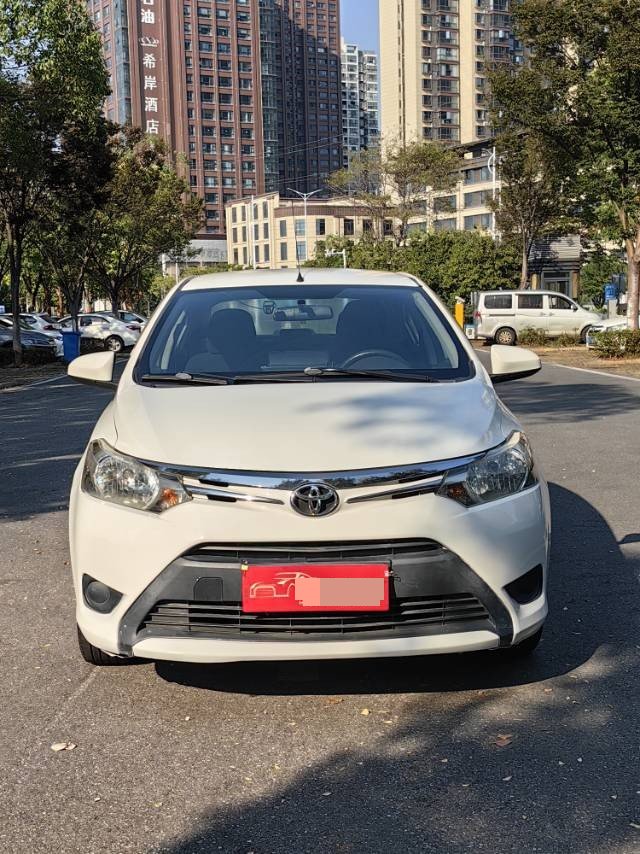 Toyota Vios 2014 صورة سيارة #2