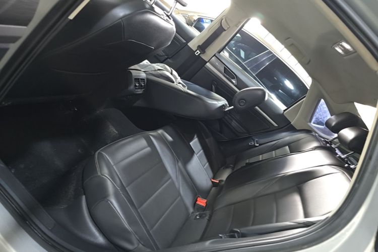 Volkswagen Lavida 2019 car image #17