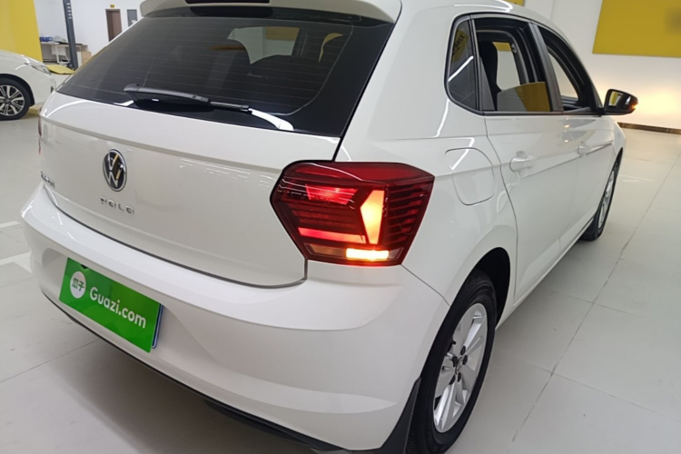 Volkswagen Polo 2021 car image #7