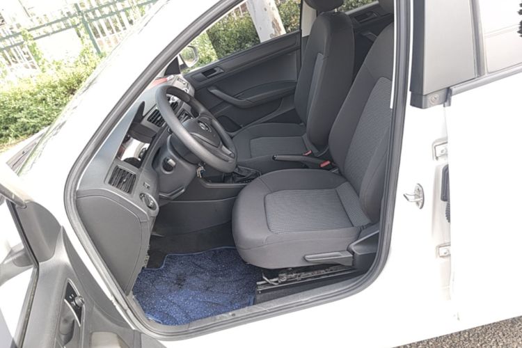 Volkswagen Santana 2019 #15 Volkswagen Santana 2019 car image #15