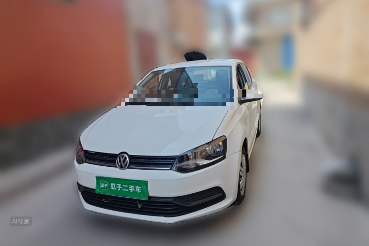 Volkswagen Polo 2015 car image #2