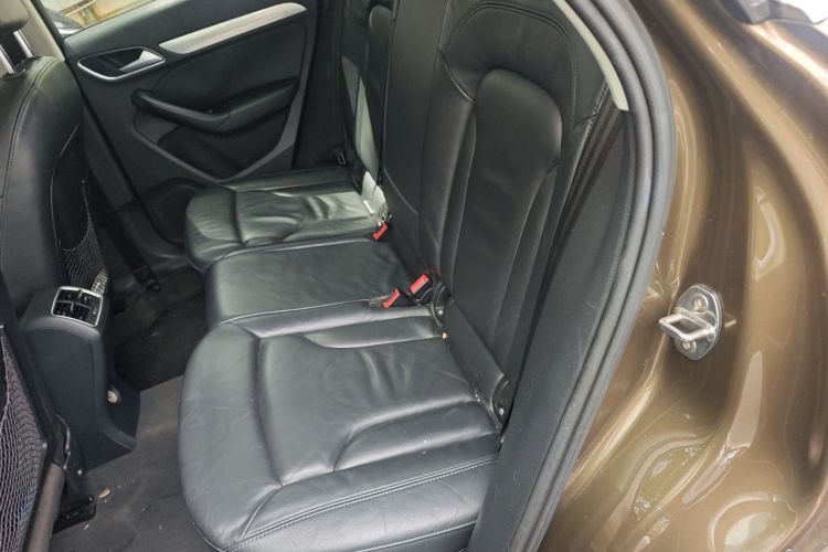 Audi Q3 2015 #14 Audi Q3 2015 car image #14