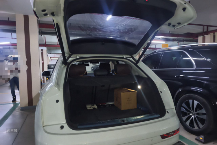 Audi Q3 2017 immagine di auto #21
