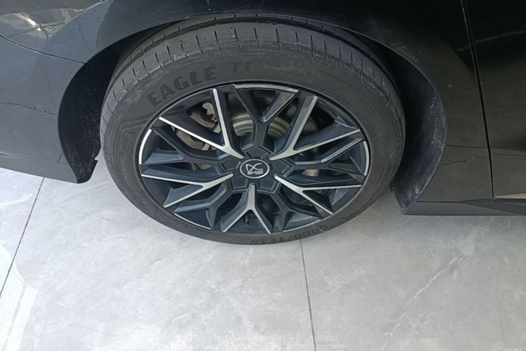 BYD Han 2024 car image #10