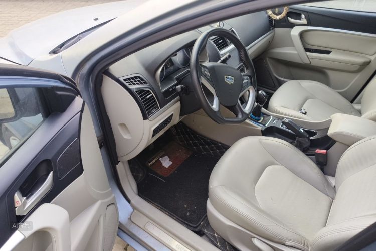 GEELY Emgrand 2014 #18 GEELY Emgrand 2014 صورة سيارة #18