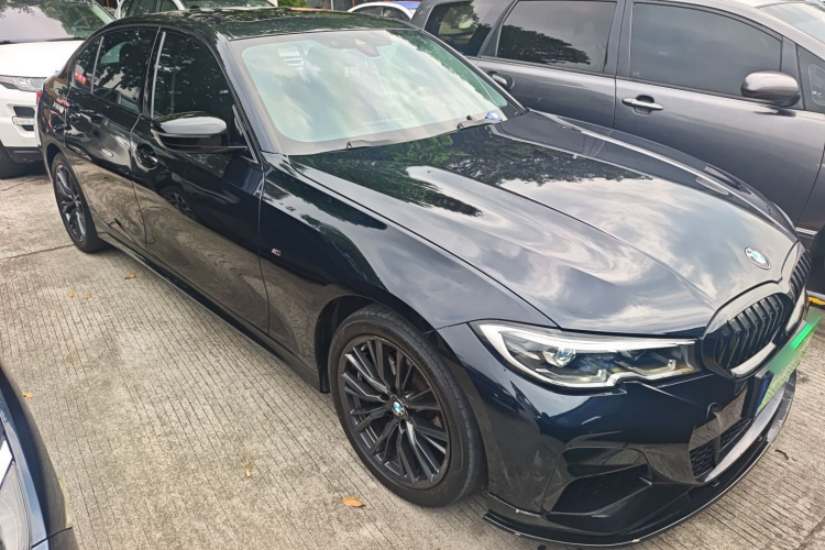 BMW 3 Series 2021 imagen de coche #4