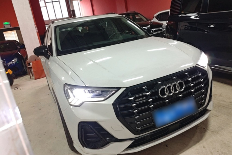 Audi Q3 2021 immagine di auto #4