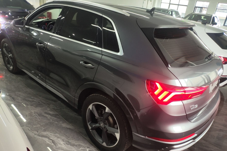 Audi Q3 2021 #5 Audi Q3 2021 car image #5
