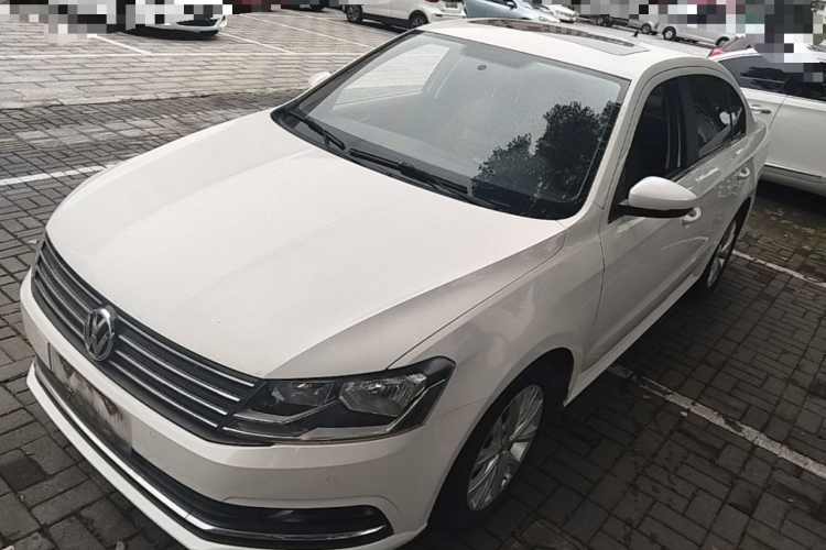 Volkswagen Lavida 2018 car image #2