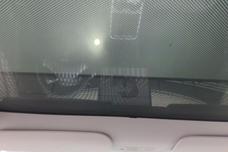 Tesla Model Y 2022 #18 Tesla Model Y 2022 car image #18