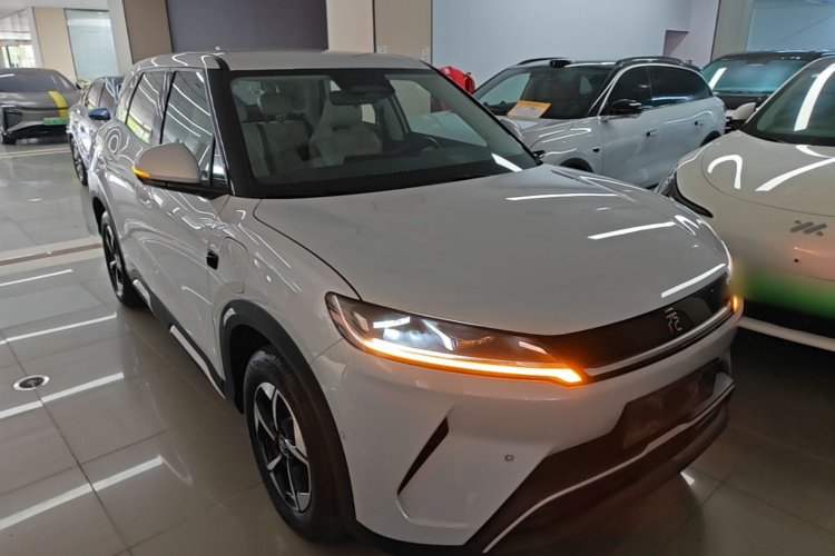 BYD YuanUP 2025 #6 BYD YuanUP 2025 car image #6
