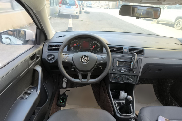 Volkswagen Santana 2020 car image #11