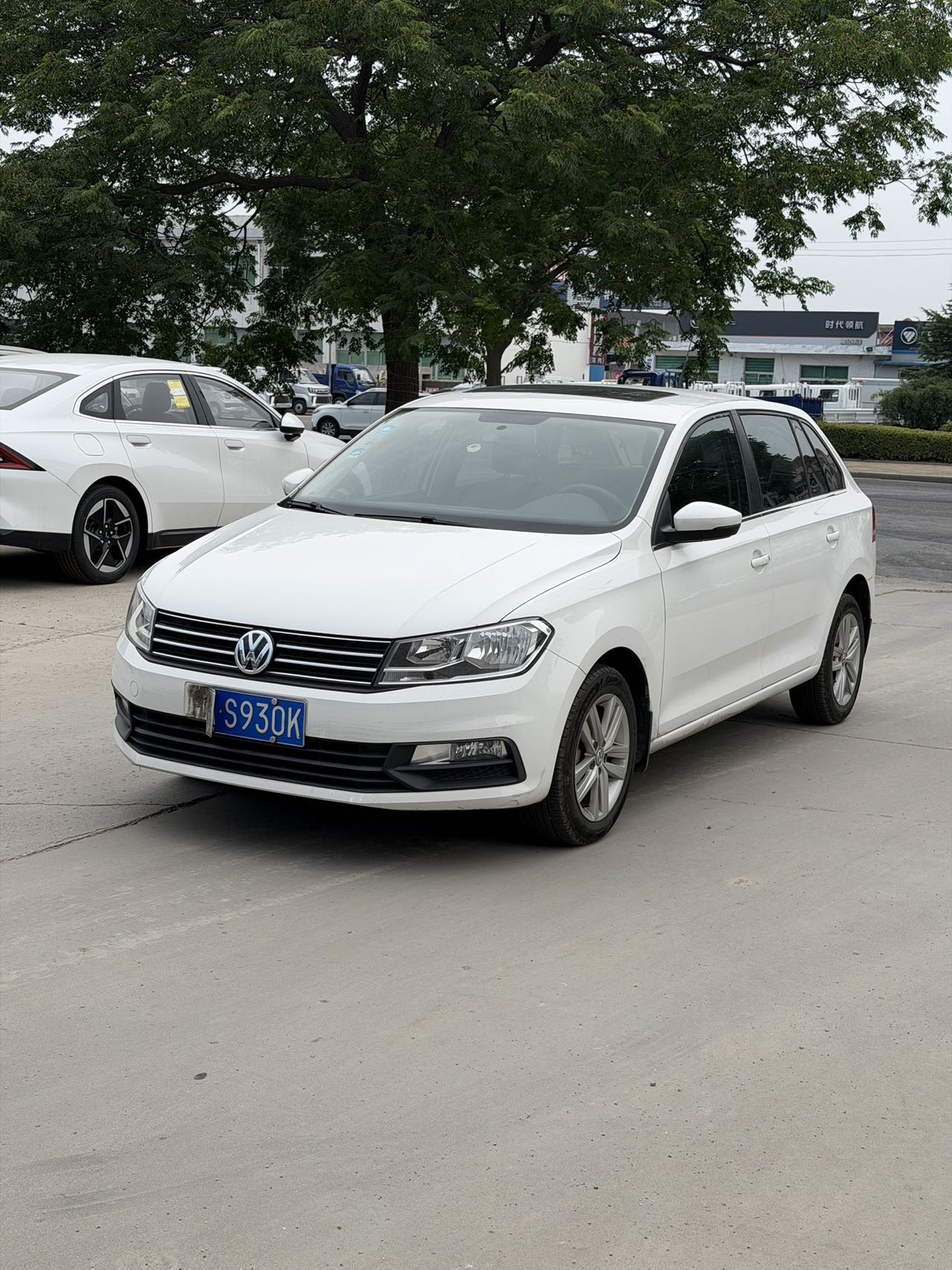 Volkswagen Santana 2016 car image 