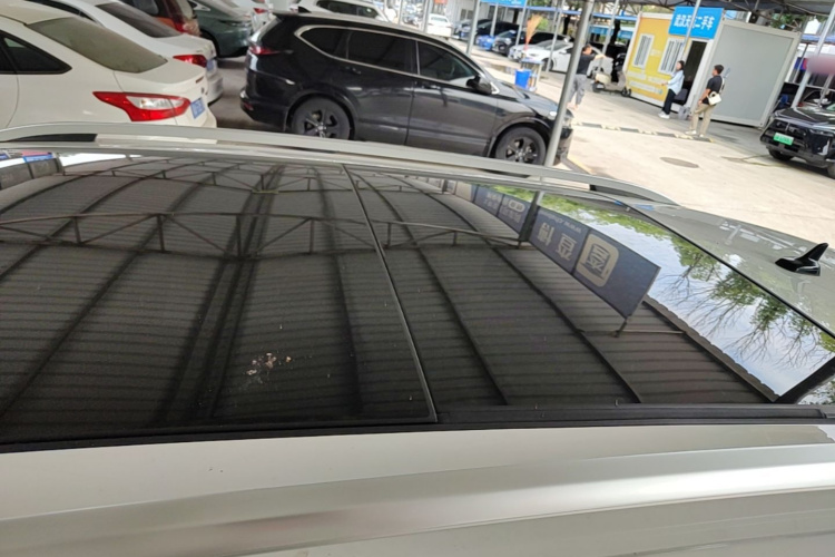 Volkswagen Tharu 2020 car image #25