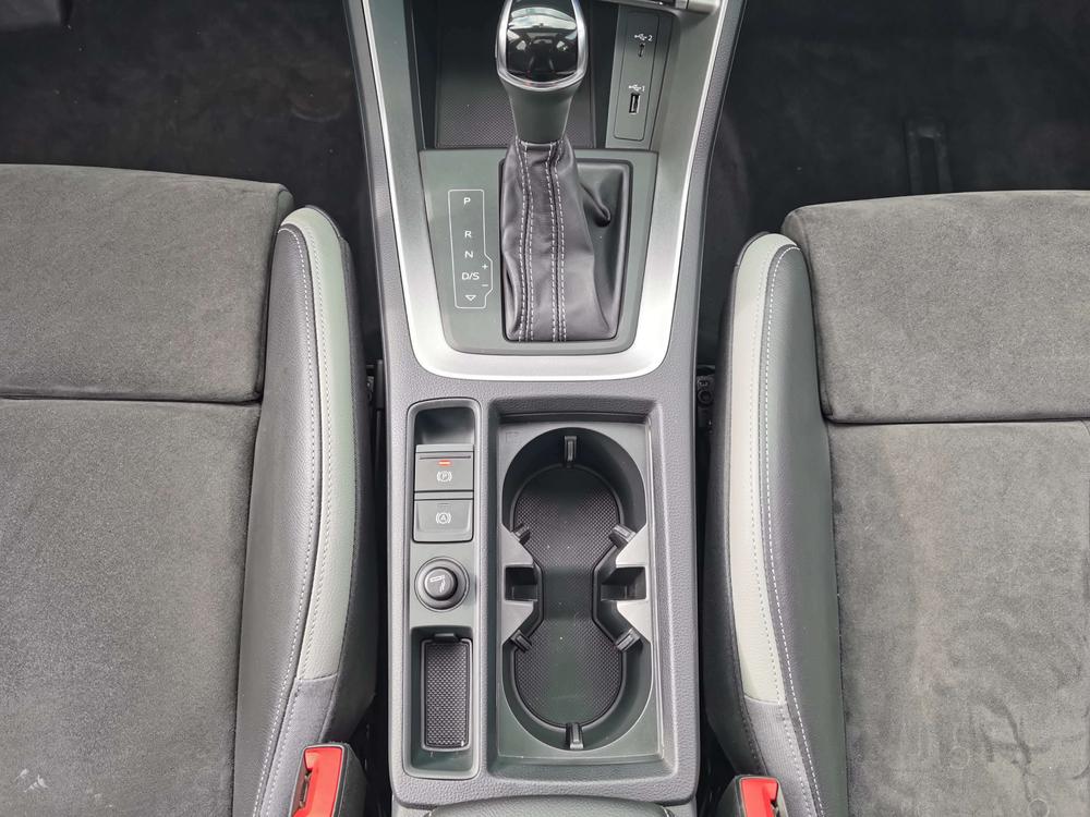 Audi Q3 2019 #24 Audi Q3 2019 car image #24
