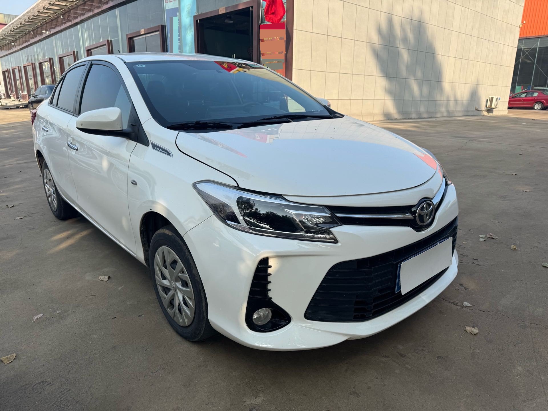 Toyota Vios 2023 immagine di auto #3