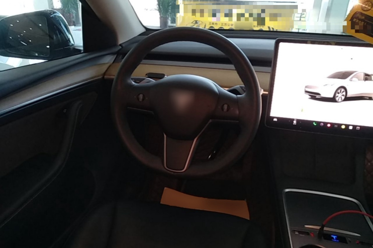 Tesla Model Y 2011 #15 Tesla Model Y 2011 immagine di auto #15