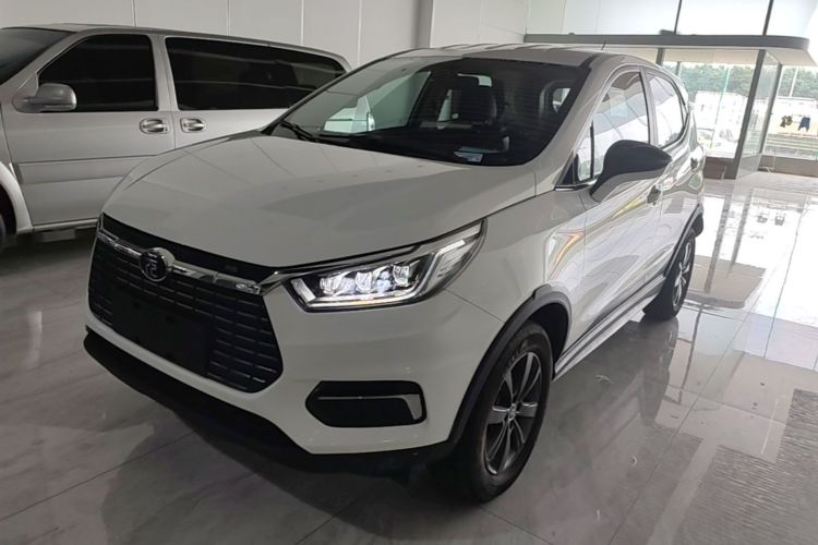 BYD Yuan New Energy 2019 car image #2