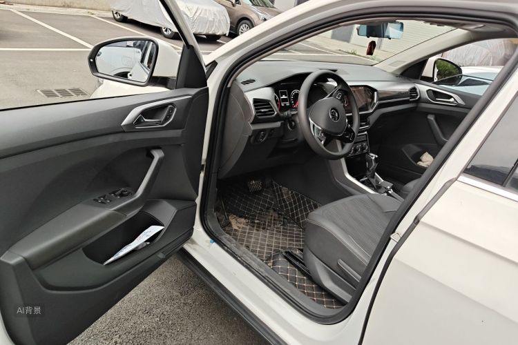 Volkswagen T-Cross 2021 #18 Volkswagen T-Cross 2021 immagine di auto #18