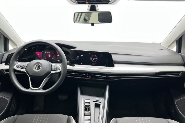Volkswagen Golf 2023 #14 Volkswagen Golf 2023 car image #14