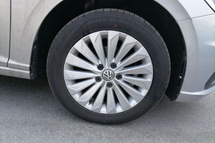 Volkswagen Lavida 2020 car image #9
