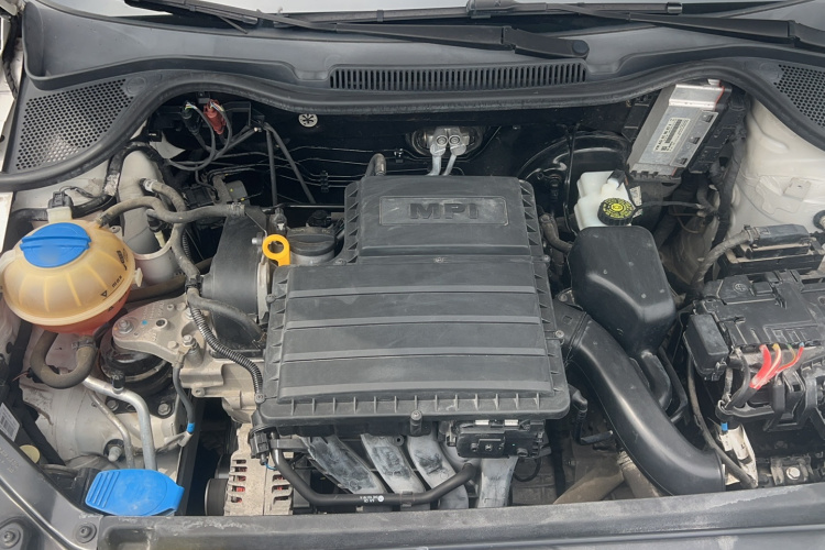 Volkswagen Polo 2016 car image #19
