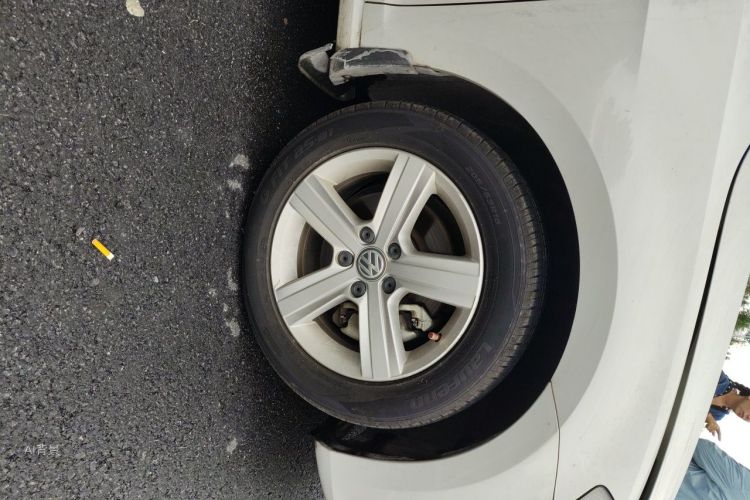 Volkswagen Golf 2015 car image #9