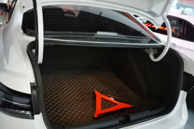 Volkswagen Lavida 2025 car image #21