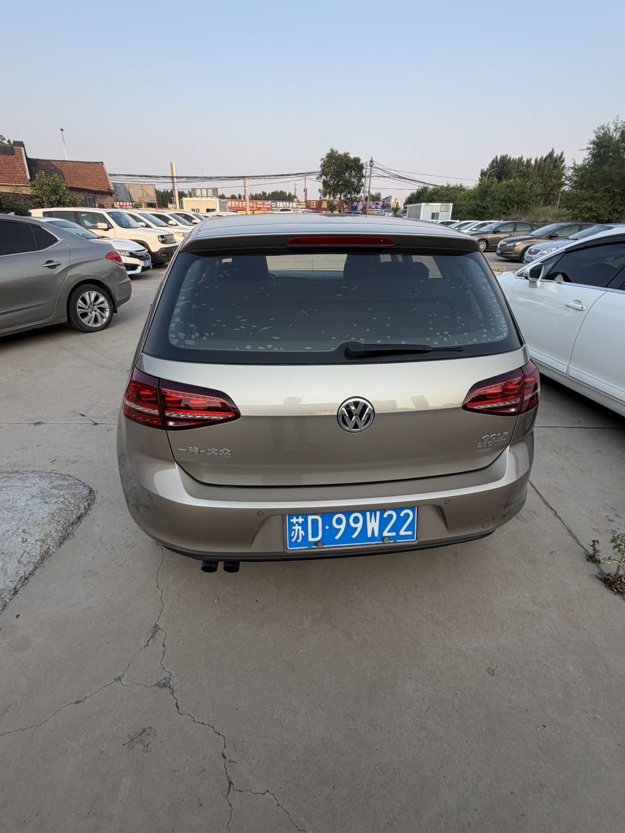 Volkswagen Golf 2017 car image #8
