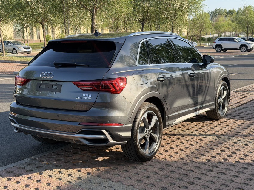Audi Q3 2022 #4 Audi Q3 2022 car image #4