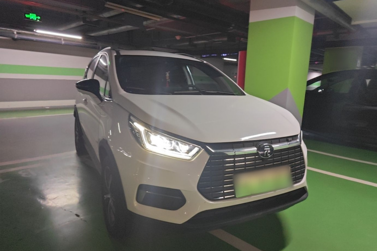 BYD Yuan New Energy 2010 immagine di auto #4