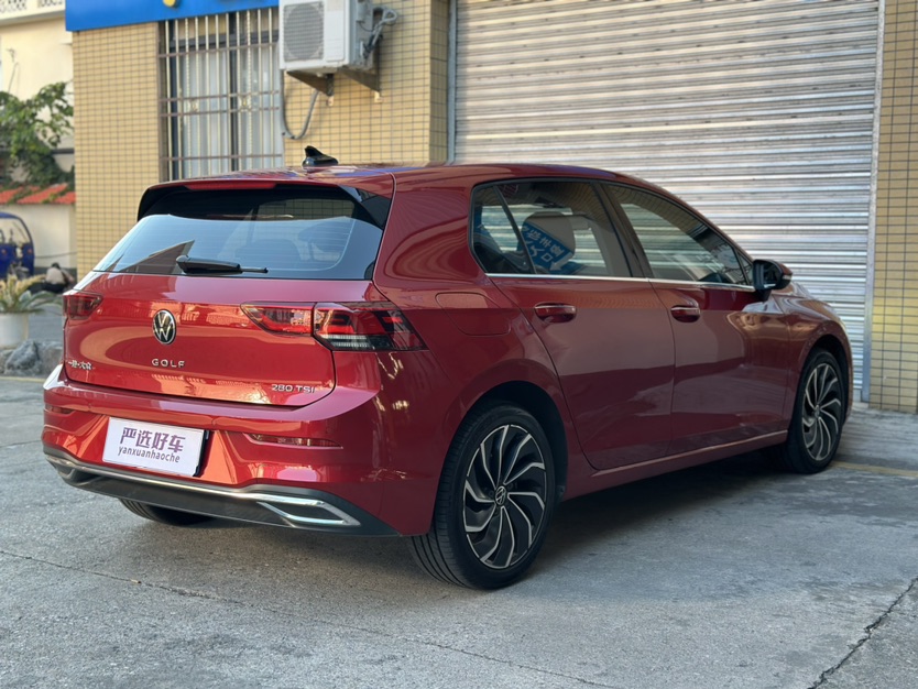 Volkswagen Golf 2021 car image #9