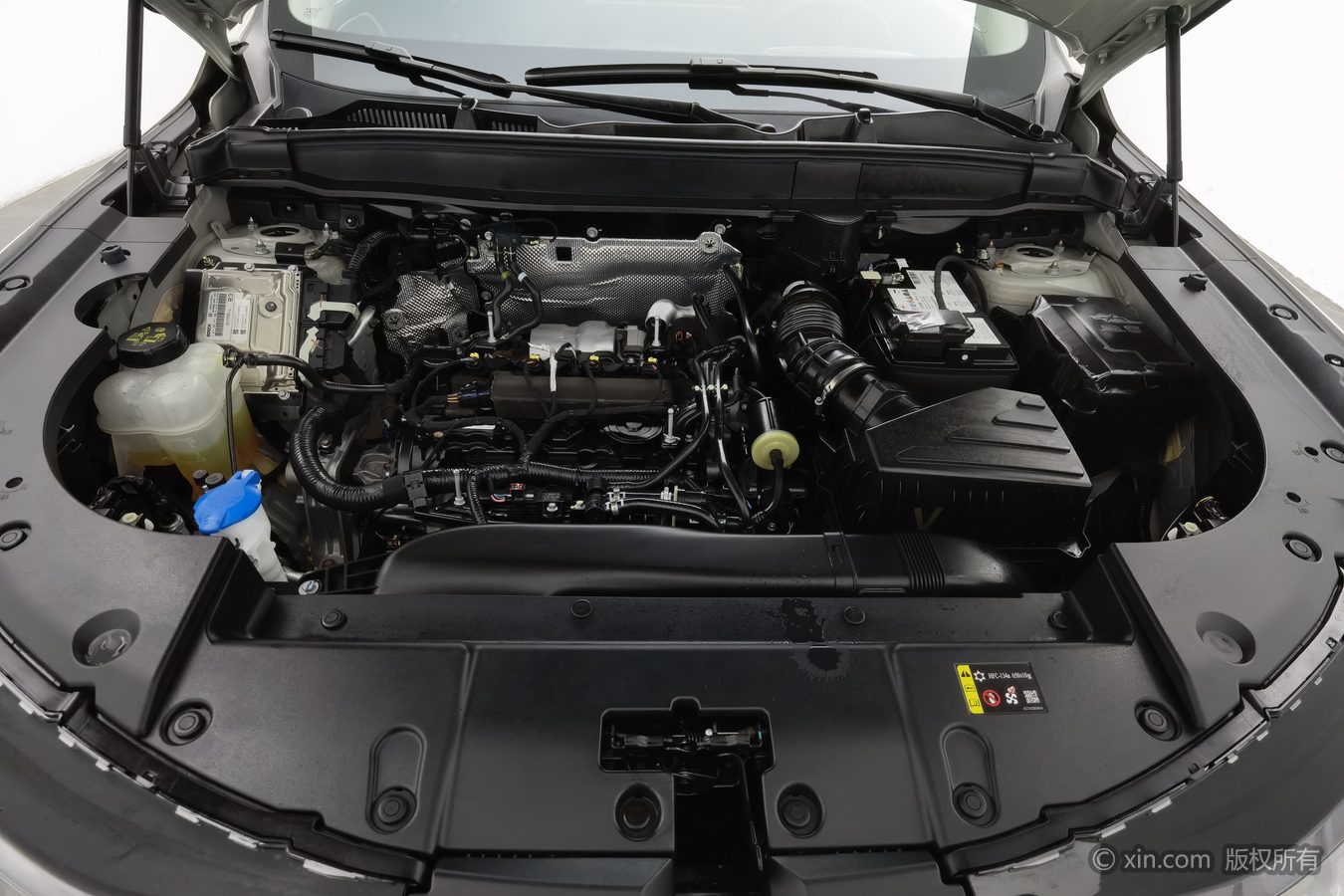 Haval H6L 2025 #18 Haval H6L 2025 car image #18