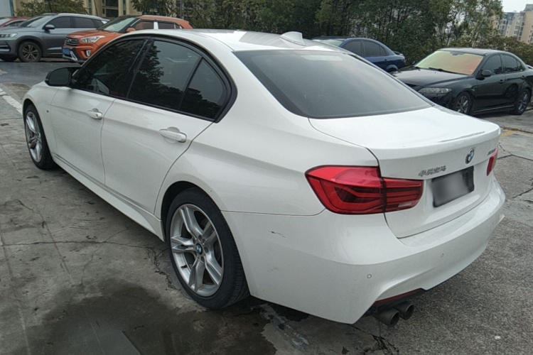BMW 3 Series 2017 صورة سيارة #5