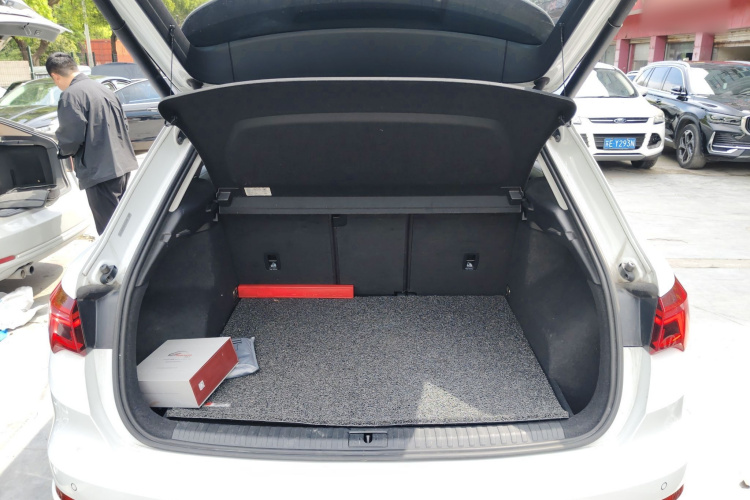 Audi Q3 2020 image de voiture #21