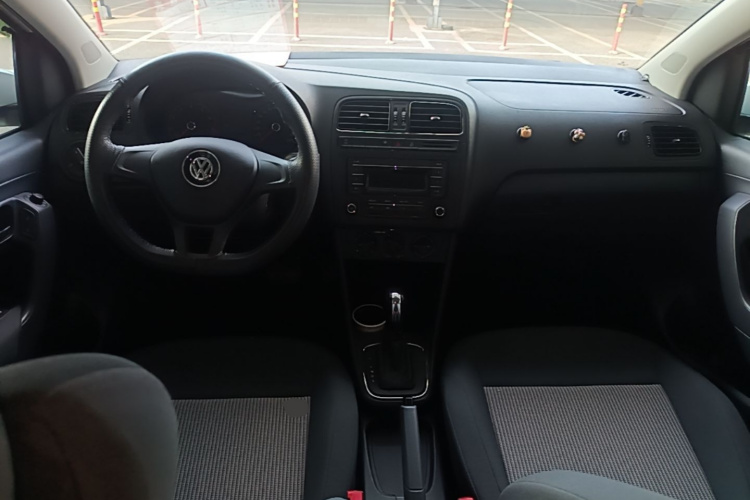 Volkswagen Polo 2019 #10 Volkswagen Polo 2019 car image #10