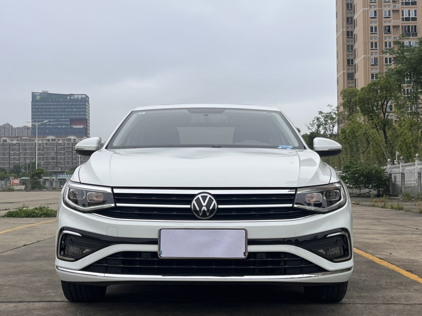 Volkswagen Bora 2023 car image #2