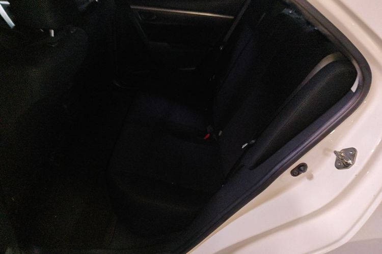 Toyota Corolla 2018 #19 Toyota Corolla 2018 car image #19