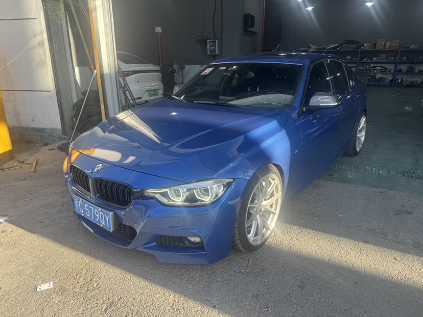 BMW 3 Series 2019 car image #3